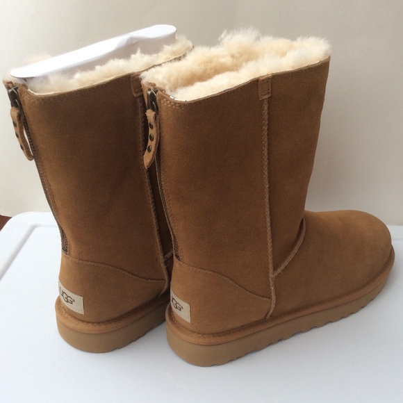 ugg classic short zip